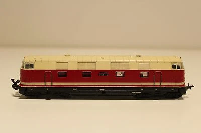 VINTAGE GERMANY PIKO TT SCALE  RAIL DIESEL LOCOMOTIVE V 180 146 - Image 1 of 4