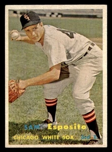 Sam Esposito 1957 Topps Rookie Card #301 Chicago White Sox (No Creases) - Picture 1 of 2