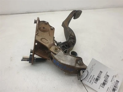 05-11 TOYOTA TACOMA 4.0L EMBRAGUE CILINDRO MAESTRO CON PEDAL 1GRFE Foto 1 de 4