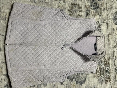 IZOD Quilted Vest with Zipper and Sleeveless Design - Image 1 of 4