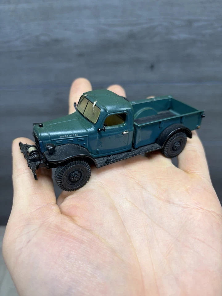 Matchbox Yesteryear Motor Trend Diecast 1946 Dodge Power Wagon Truck Toy Car - Image 1 of 4