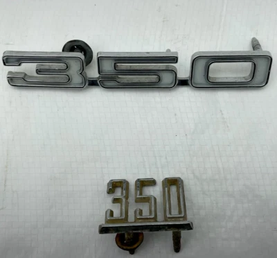 Chevrolet Camaro 350 1968 guardabarros emblema moldura adorno insignia Foto 1 de 4