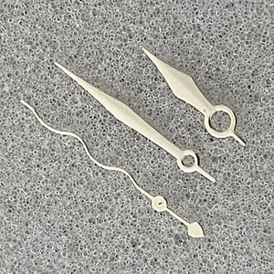 Kit aggiornamento ago a forma di onda lancette orologio per accessori movimento NH35/36/4R - Foto 1 di 8