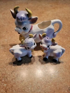 Vtg cow creamer baby calf salt pepper set Anthropomorphic porcelain purple - Picture 1 of 10