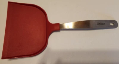 Espátula Wilton Pancake Rojo Nylon Fondo 6.5 x 13 pulgadas Foto 1 de 4