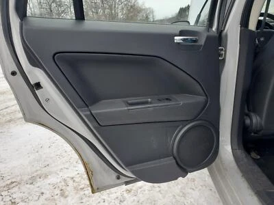 Panel de moldura de puerta interior trasera izquierda izquierda izquierda izquierda (gris pizarra oscuro) Dodge Caliber 2009 Foto 1 de 4