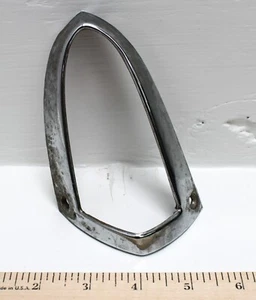 Ford Passenger Parking Lamp 1949 Trim Molding LH OEM FoMoCo Bezel - Foto 1 di 6