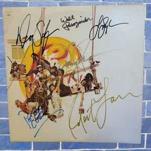 Chicago | signed lp | 6 members |  IX 9 Greatest Hits - Picture 1 of 2