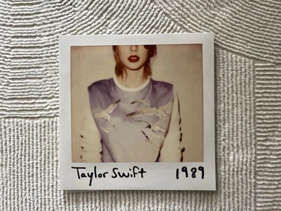Taylor Swift 1989 Original Version 2 LP Black Vinyl Record - Image 1 of 4