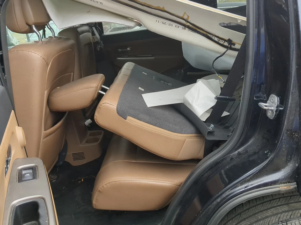 2011 Jeep Liberty Rear Seat Oem YOX1W - Image 1 of 1