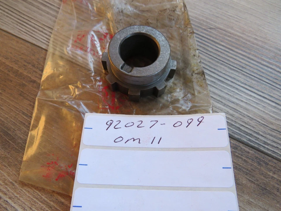 KAWASAKI NOS ROTARY VALVE COLLAR GEAR A1 A7 A7SS 1967-1971 OEM 92027-099 OM11 - Image 1 of 3