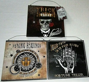 SURTIDO DE LETREROS DE HALLOWEEN CON PERCHA DE METAL 8" X 8" [TU ELECCIÓN] - Imagen 1 de 4