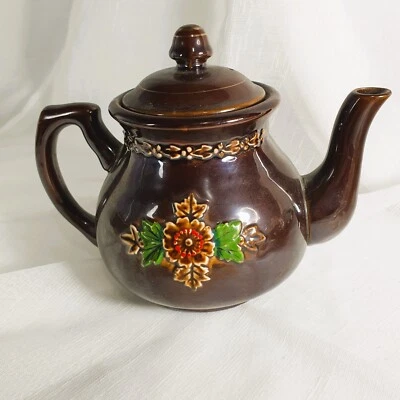 Japan  Tea Pot Stoneware Post WW2 - Raised Mark Japan - - Image 1 of 3