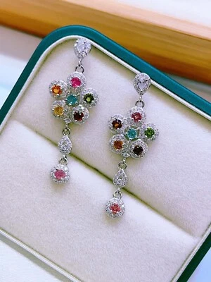 LAVMU Elegancia encantadora: un caleidoscopio de romance en esplendor pentagonal Foto 1 de 4