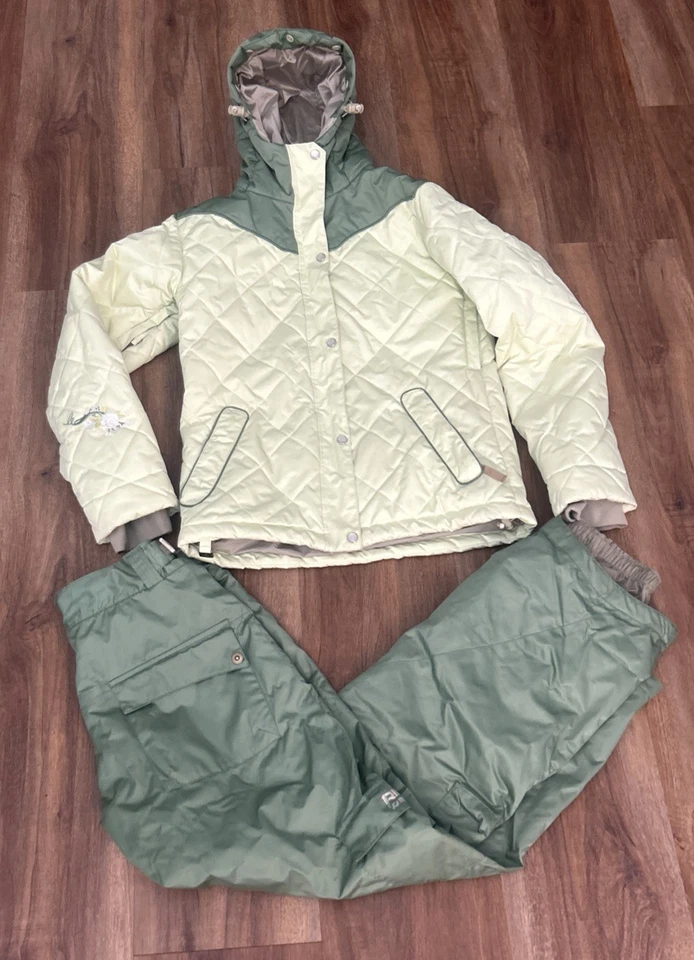 Ride Snowboards Y2K Ski Snowboard Green Jacket Pants Set Sz M Womans - Image 1 of 4