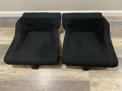 Cojín inferior asiento trasero derecho 13-16 Scion FR-S tela negra con puntada roja Foto 1 de 4