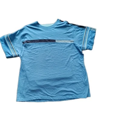 Camiseta Route 66 Hombre Talla 2XL Azul Con Rayas Gris Claro y Gris Oscuro Foto 1 de 4