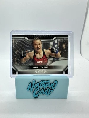 2020 Topps UFC Knockout Weili Zhang #5 Rookie Card Champ !!! RC - Image 1 of 2