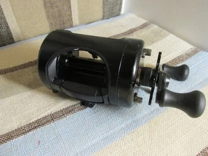 Rare-Black Max Ambassadeur 6600W Fishing Reel 3 Ball Bearings Sweden-Works - Picture 1 of 9