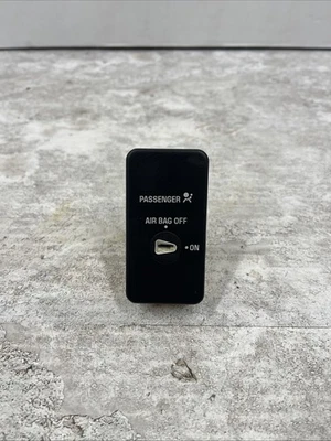 1998-2003 Chevrolet S10 Blazer GMC Sonoma Jimmy Passenger Bag Switch OEM - Image 1 of 4