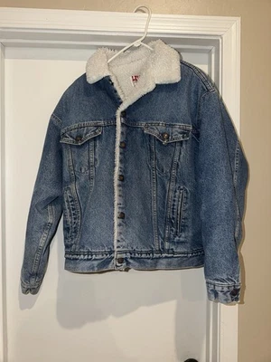 VINTAGE Levis Jacket Mens Large  Trucker Denim Sherpa Fleece Lined  USA  Made - Image 1 of 4