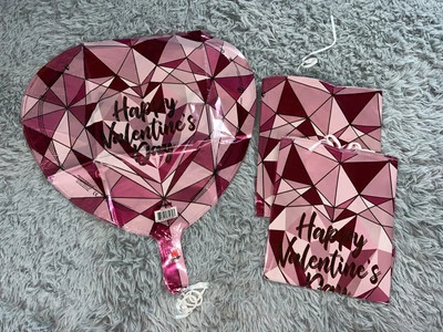 16件装大号几何红色和粉红色情人节快乐心形箔气球  — 第 1/3 张图片