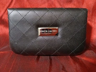 Pierre Cardin Moda Bijoux Set de Regalo con Pendientes y Collares 201 G Foto 1 de 4