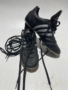 Adidas Unisex Black Soccer Shoes Cleats Football Size 7-1/2 7.5 - Picture 1 of 6