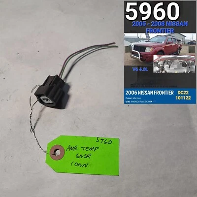 ⭐⭐OEM 2005-2008 NISSAN FRONTIER AMBIENT TEMPERATURE SENSOR CONNECTOR⭐⭐ - Image 1 of 2