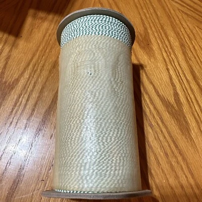 Vintage Gudebrod 118/002 Butt Wind 523 Green White 500yd Fishing Rod Building - Image 1 of 3