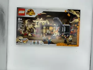 LEGO Jurassic World Dominion T. rex & Atrociraptor Dinosaur Breakout Set 76948 - Picture 1 of 6