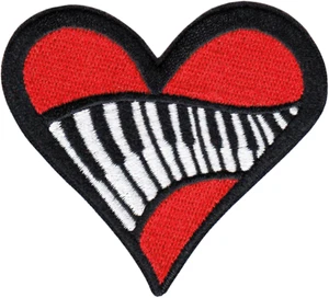 Patch - Herz mit Klaviertasten Awesome Music Lovers Love 2,88" Bügelbild #110111 - Bild 1 von 1
