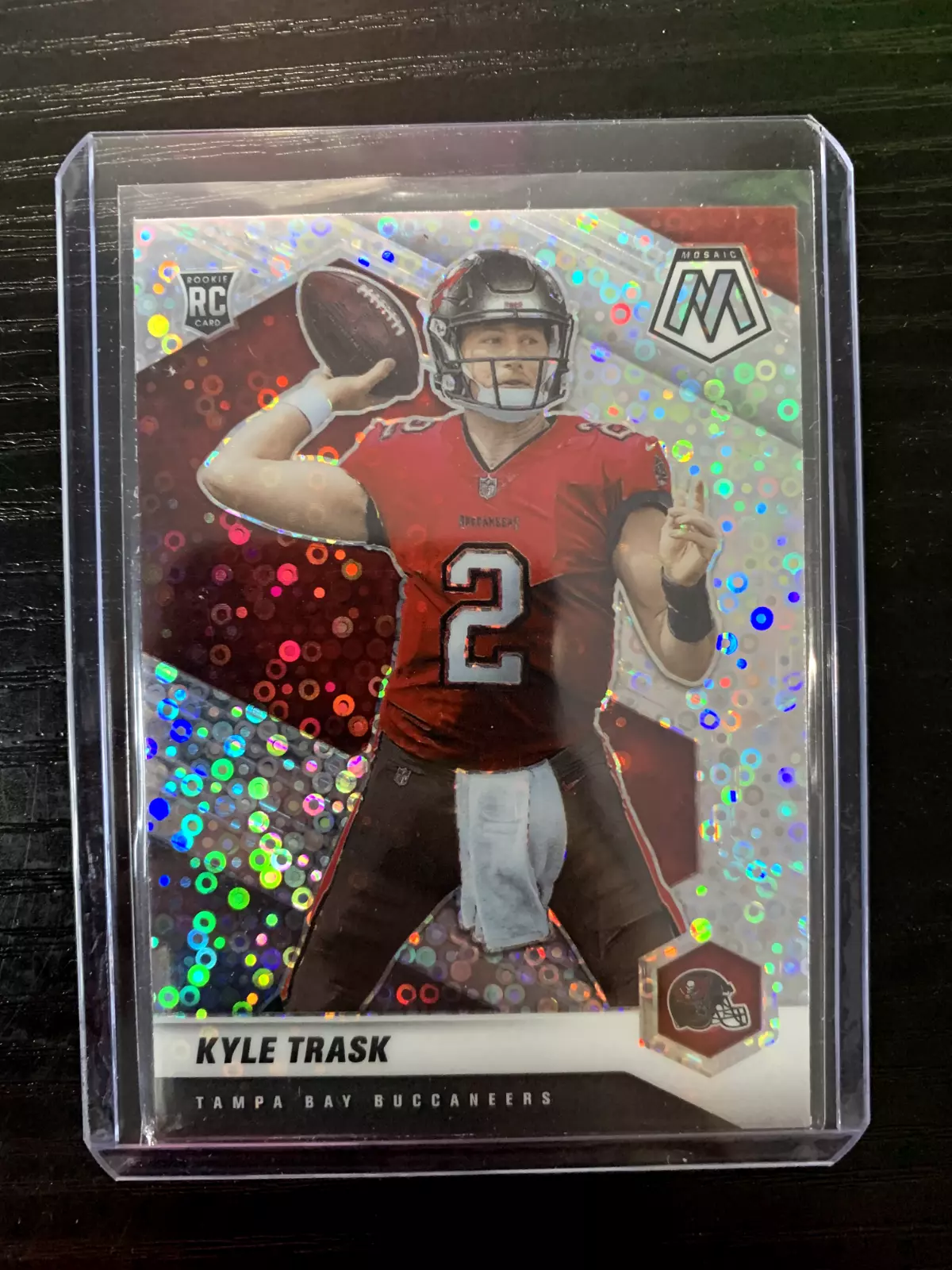 2021 Panini Mosaic Kyle Trask No Huddle Variation Rookie RC #309-V Buccaneers SP