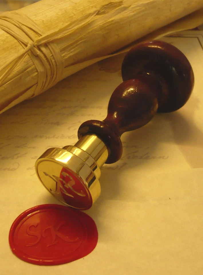 gravurART SIEGELSTEMPEL mahagonifarbig Gravur 2-3  Buchstaben, incl. Siegelwachs - Bild 1 von 1