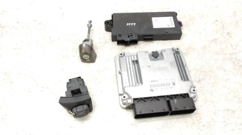 BMW X1 E84 2.0D 105kW Diesel 2013 Engine ECU Kit & Lock Set 0281018813 - Image 1 of 4