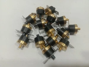 SET BESTEHEND AUS 15 STÜCK ELEKTRISCHEM GETRIEBE THERMOSTAT SCHALTER TEMPERATURSENSOR NC175 F - Bild 1 von 5