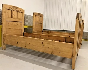 2 x Beautiful French Antique solid pine ornate single beds circa 1920 - Picture 1 of 24