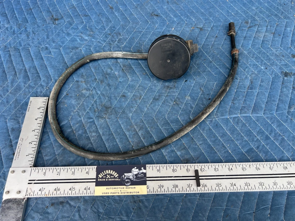 Volvo S70 V70 XC EVAP 1998-2000 bote de vacío respirador 9135805 OEM #3165EM Foto 1 de 4