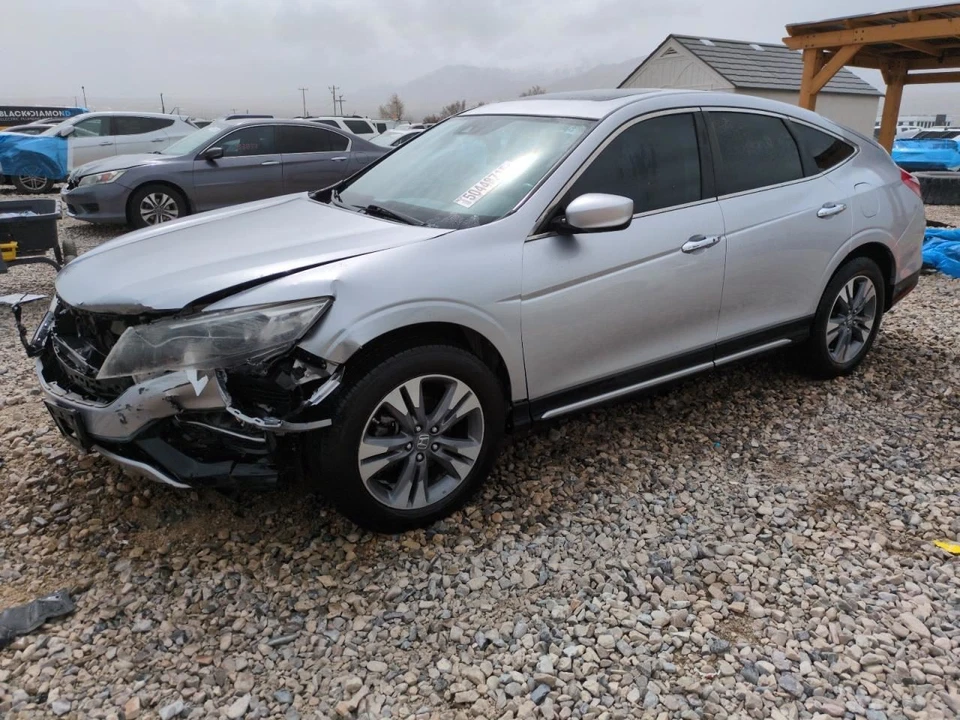 GRY DECKLID TAILGATE 2013-2015 HONDA CROSSTOUR Foto 1 de 4