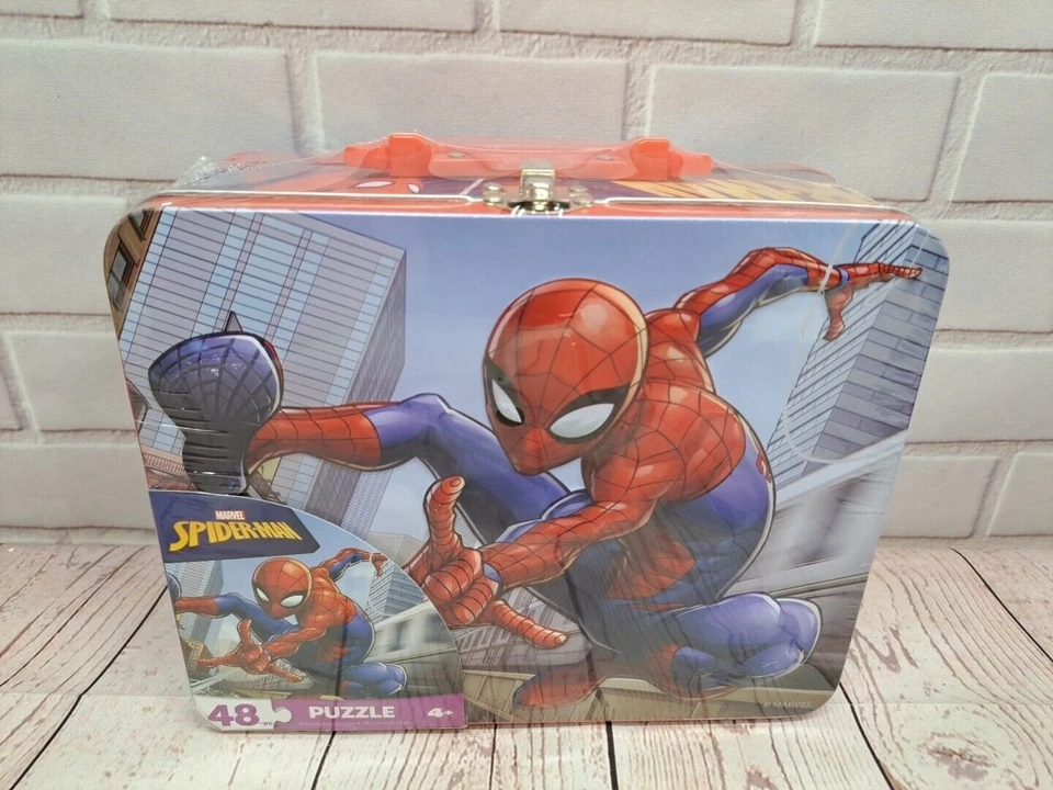 48 Piece Cardinal Puzzle Marvel Spider-Man in Lunch Box