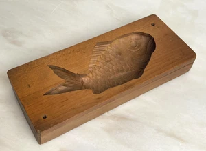 Vintage Japanese Kashigata Wood Carved Cake Butter Mold Biscuit Fish - Treen - Picture 1 of 24