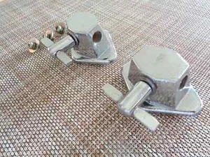 MAPEX V SERIES MODEL 2 RACK TOM / FLOOR TOM DRUM MOUNT BRACKETS + 4 SCREWS - Picture 1 of 5