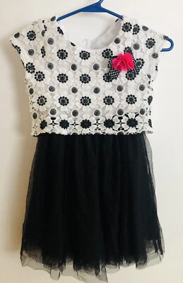 Vestido de Fiesta Manga Corta NANNETTE Negro Falda Tule Crochet Rosa Flor Corpiño 8 Foto 1 de 4