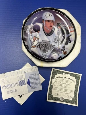 The Great Gretzky Bradford Exchange Limited Edition Collectors Plate  - Image 1 of 4
