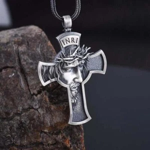 Collana con ciondolo croce crocifisso volto Gesù Cristo in acciaio inox da uomo donna - Foto 1 di 15