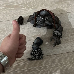 Marvel Legends eroe leggendario Baf Pitt Series braccio sinistro, busto superiore, gamba sinistra - Foto 1 di 6