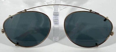 De Colección Tura C910 46 JAPÓN Metal Dorado Ovalado Clip-On Gafas de Sol Monturas Foto 1 de 4