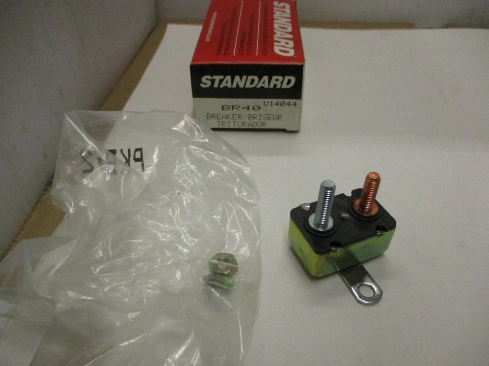 Standard BR-40 Circuit Breaker - Image 1 of 1