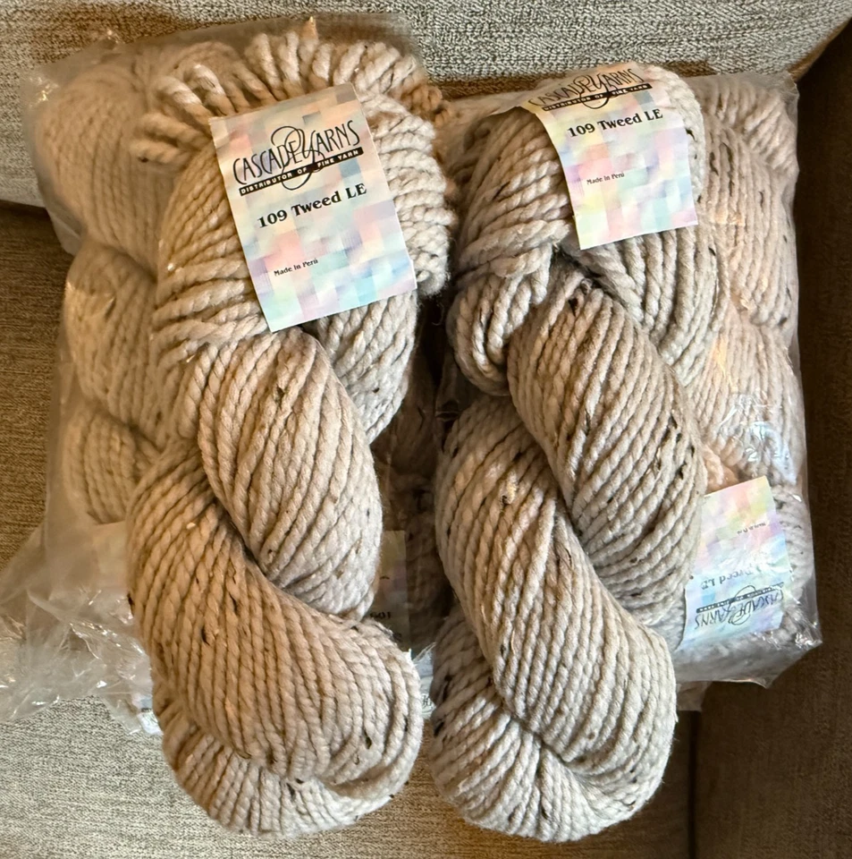 Cascade Wool Yarn 109 Tweed LE  - beige, 20 skeins, matching dyelot - Image 1 of 3