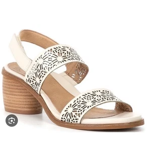 Brioso Paloma 8.5 Off White Leather Slingback Sandals Laser-Cut Floral 2" heel - Picture 1 of 12